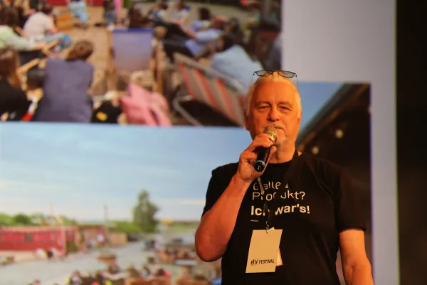 Bild: Deutsche UX-Expert*innen bereiten sich mit positivem Branchenausblick auf den World Usability Day vor!