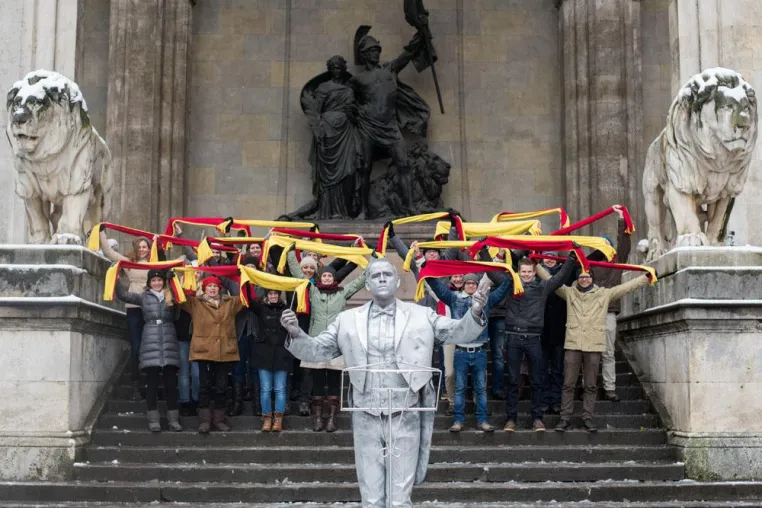 Der Lay’s „Choir of Champions“ erobert Europa und macht die Welt #GameRead Bild: Der Lay’s „Choir of Champions“ erobert Europa und macht die Welt #GameRead