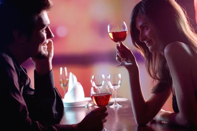 Liebesglück an der Ruhr - beim Speed Dating mit NiceDate Bild: Liebesglück an der Ruhr - beim Speed Dating mit NiceDate