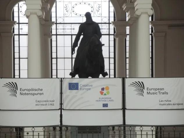 Bild: „Europäische Notenspuren“ in den Königlichen Museen Brüssel