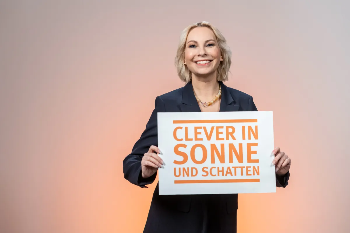 Susanne Klehn, TV-Moderatorin und Botschafterin der Deutschen Krebshilfe für Hautkrebsprävention (© Deutsche Krebshilfe/René Jungnickel )
