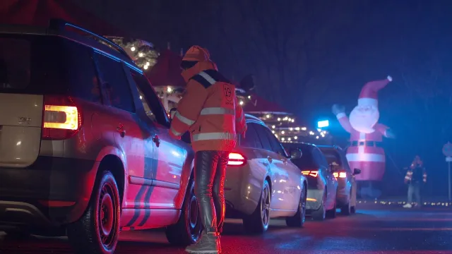 Weihnachtsmarkt-Drive-in übertrifft alle Erwartungen Bild: Weihnachtsmarkt-Drive-in übertrifft alle Erwartungen