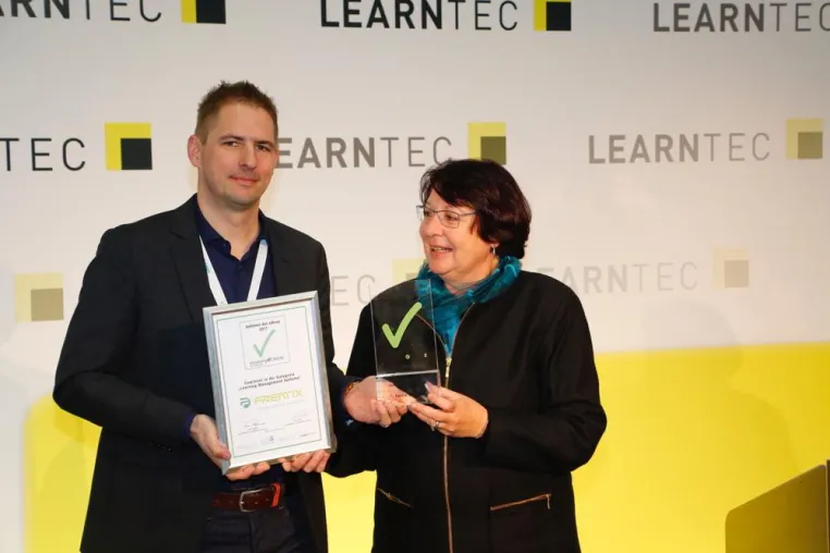Bild: eLearningCHECK: frentix ist Anbieter des Jahres 2017 in der Kategorie LMS