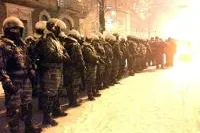 Bild: Ukraine: Janukowitsch und Asarow reagieren mit Polizeiterror