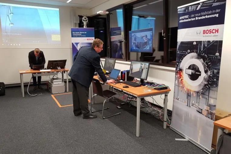 Bild: Premiere: Die NBS Northern Business School bei der "Nacht des Wissens" in Hamburg