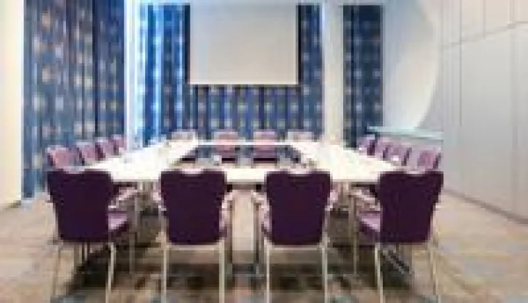 Bild: NH Hoteles: Mit der Bahn zu Veranstaltungen und Klimabilanz verbessern