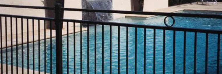Bild: Best Aluminium Fencing for Your Garden and Pool