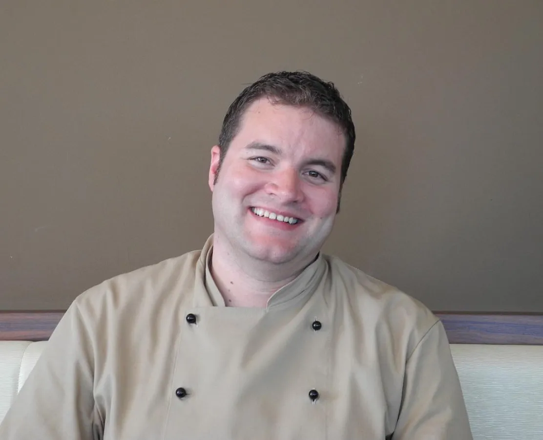 Foto: Benjamin Hormann ist der neue Küchenchef des BAYSIDE Hotel an der Lübecker Bucht.