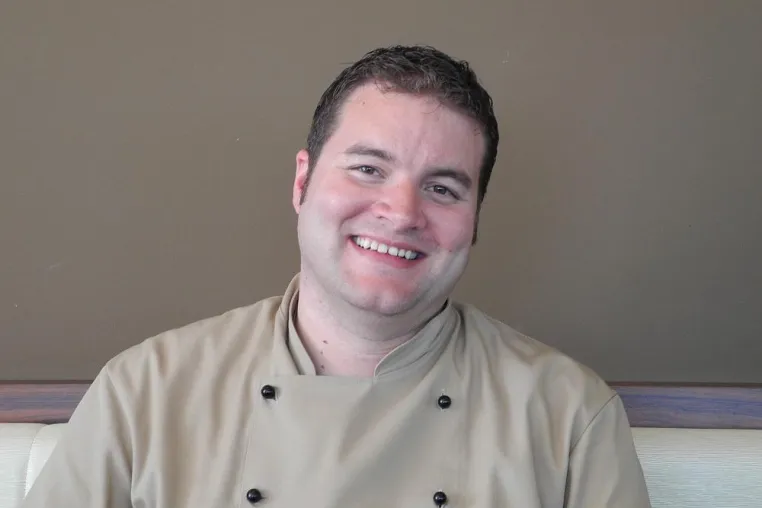 "Einfache, geniale Küche": Neuer Küchenchef im BAYSIDE Hotel Bild: "Einfache, geniale Küche": Neuer Küchenchef im BAYSIDE Hotel
