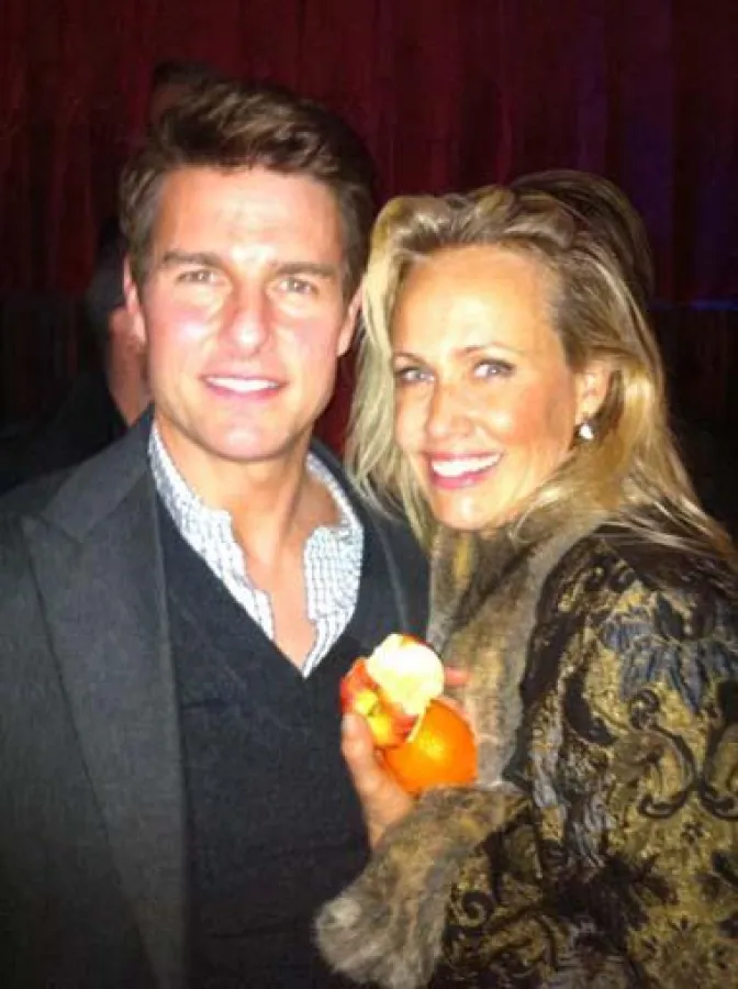 Anna Blixt trifft Tom Cruise in Stockholm.