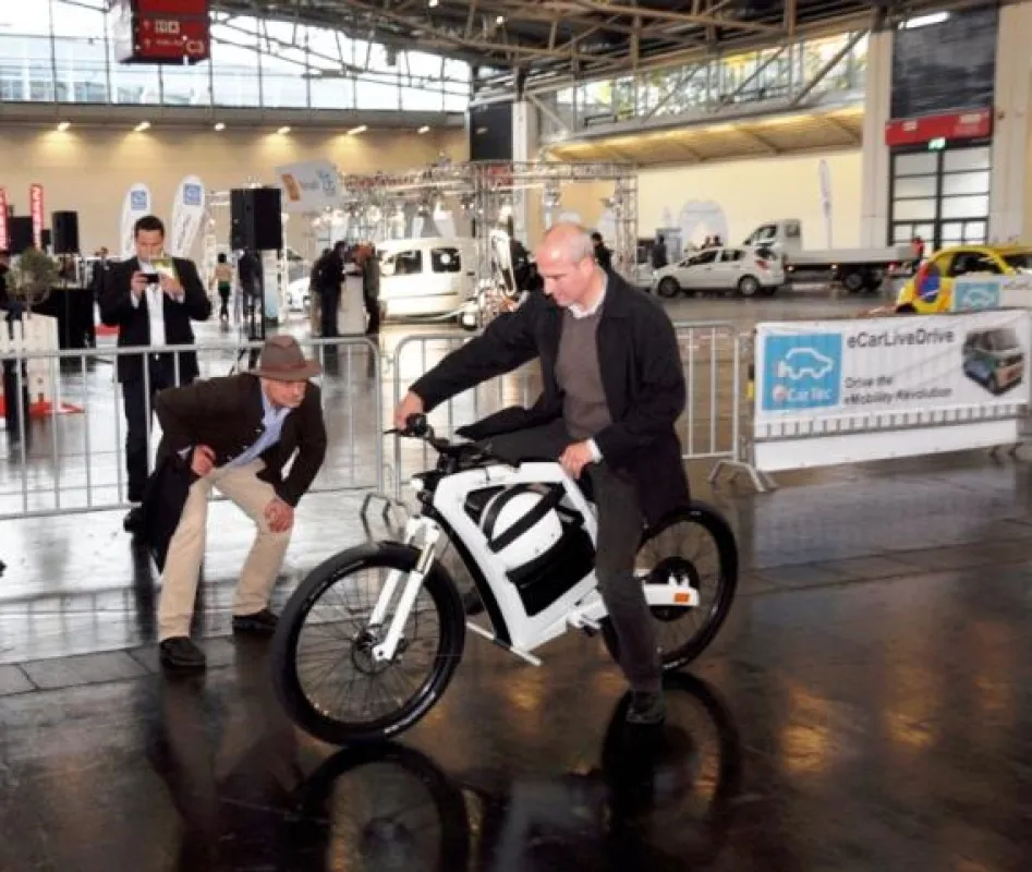 Das FEDDZ - ein echter Hingucker auf der eCarTec. Foto: K-media