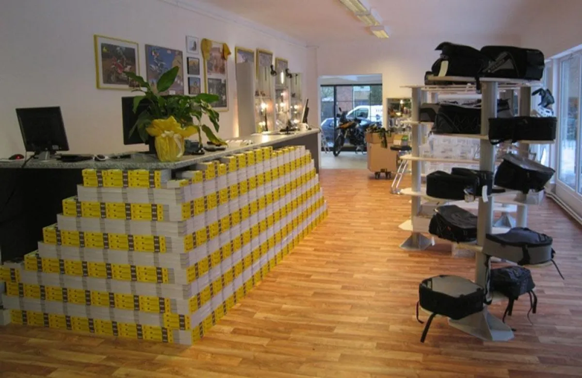 Mit dem Umzug in die Rodigallee 234 in Hamburg-Jenfeld präsentiert sich Touratech-Nord nun an einem attraktiven Standort.