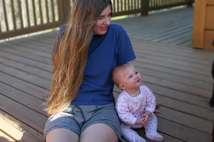 Bild: Gesundes Haar nach der Schwangerschaft