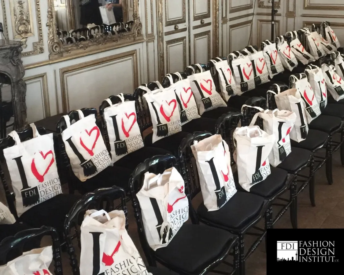 Infoabend am Fashion Design Institut - für alle, die Mode studieren wollen (© Fashion Design Institut Düsseldorf)