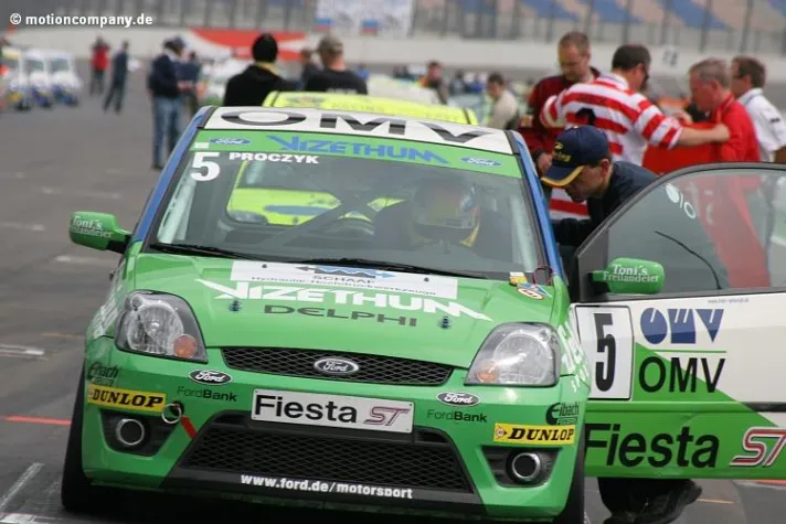 Bild: Veranstaltung der BERU Top 10 am EuroSpeedway Lausitz, 13.-14.5.2006