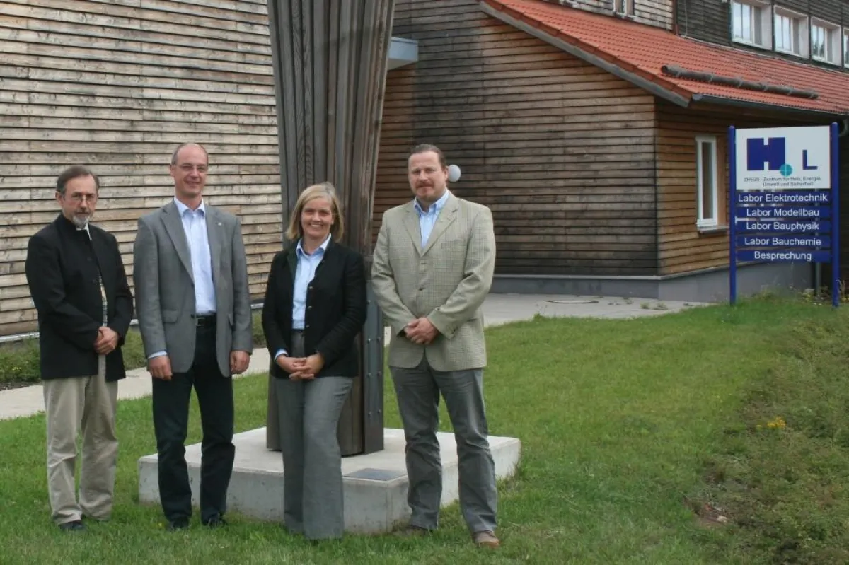 Kooperation zwischen KWF und Holzfachschule Bad Wildungen v.l. Heinz Moering, Georg Krämer, Dr. Ute Seeling, Bernd Heinrich