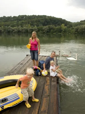 Bild: Reisekrankheit und Jetlag? Da haben wir etwas dagegen: WALA Aurum Valeriana Globuli velati