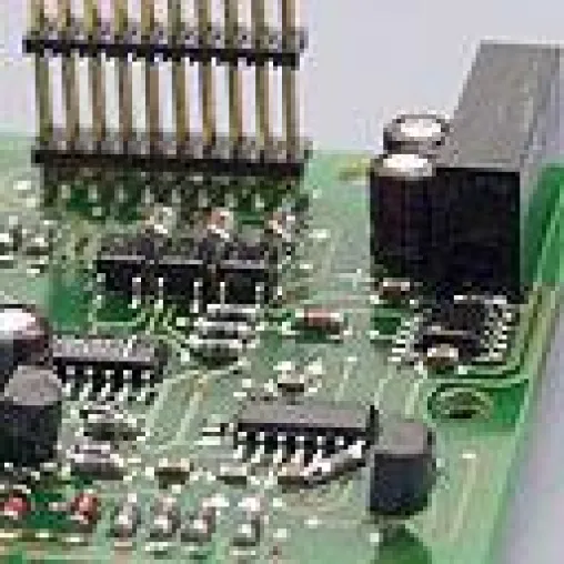Bild: UM-Electronic: Hochwertige Leiterplattenbestückung seit über 30 Jahren