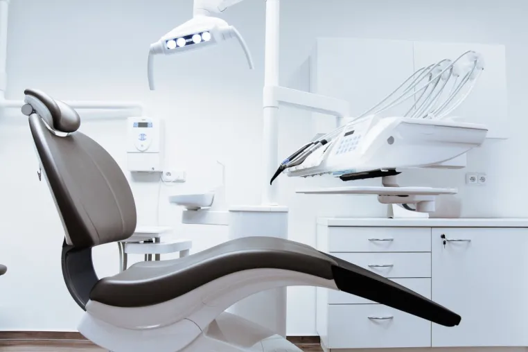 Patientengewinnung und Öffentlichkeitsarbeit? - "Ästhetische Zahnmedizin ist ein Offline-Geschäft!" Bild: Patientengewinnung und Öffentlichkeitsarbeit? - "Ästhetische Zahnmedizin ist ein Offline-Geschäft!"