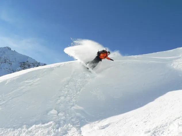 Bild: Splitboarding erfreut sich immer größerer Beliebtheit.