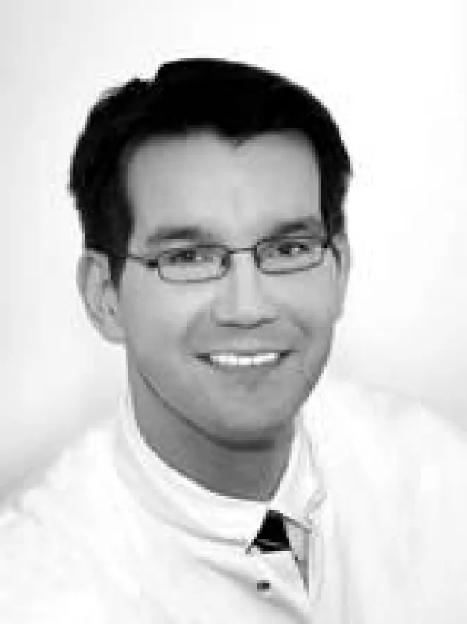 Dr. med Stefan A. Höllriegl