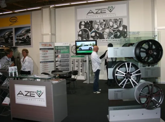 Bild: Erfolgreicher Messeauftritt von AZEV auf der Automechanika