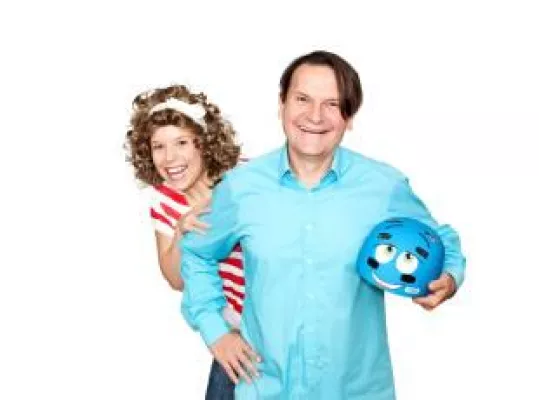 Bild: Großer Künstler, kleine Gäste - PSD Bank ermöglicht Gratis-Konzert mit Detlev Jöcker