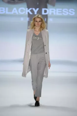 Berlin Fashion Week - Blacky Dress Berlin Herbst/Winter 2014 Bild: Berlin Fashion Week - Blacky Dress Berlin Herbst/Winter 2014