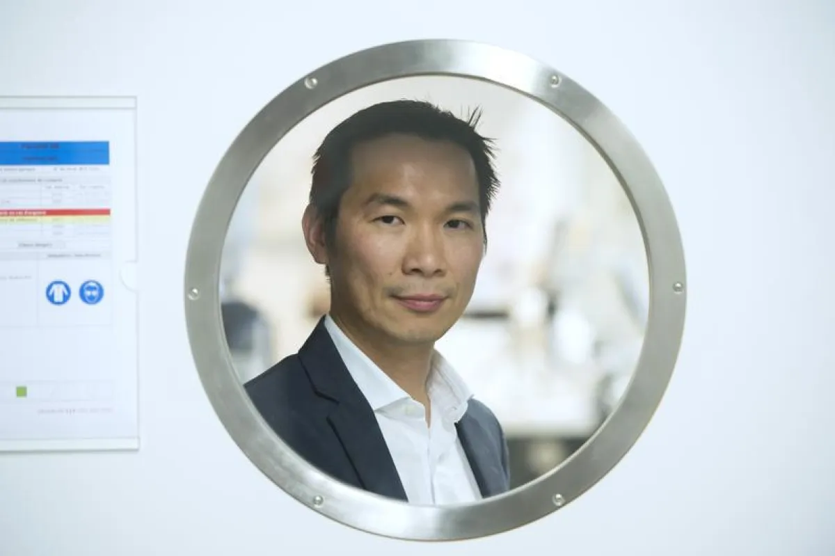 Der Chemiker Xile Hu erhält den mit 100'000 Franken dotierten Nationalen Latsis-Preis 2017. (© SNF, Fotografin: Valérie Chételat)