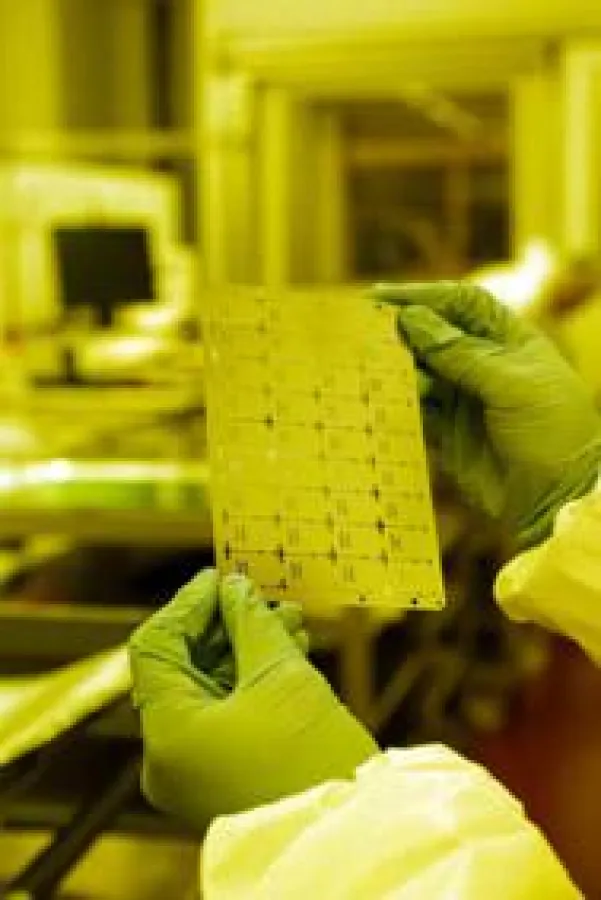 Herzstück des Mikroviskometers ist ein Biosensor hergestellt mit photochemischer Ätztechnik