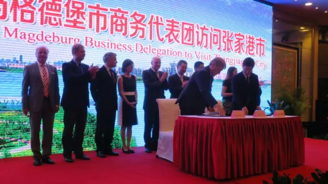 Bild: Großraum Shanghai: Deutsche Wirtschaftsdelegation erkundet Vorzeigestadt Zhangjiagang