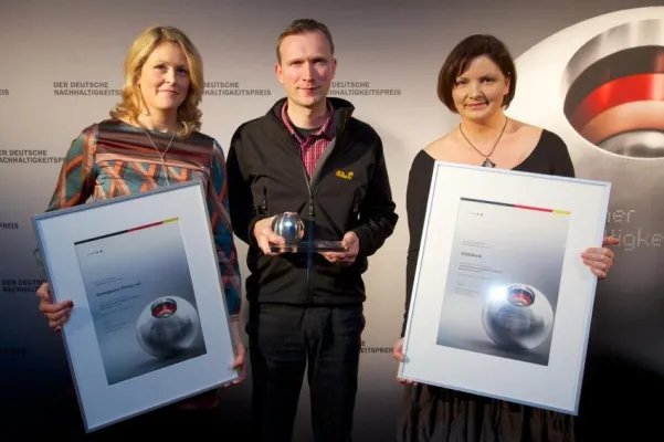 Bild: Deutscher Nachhaltigkeitspreis: Jack Wolfskin ist das recyclingpapierfreundlichste Unternehmen 2012