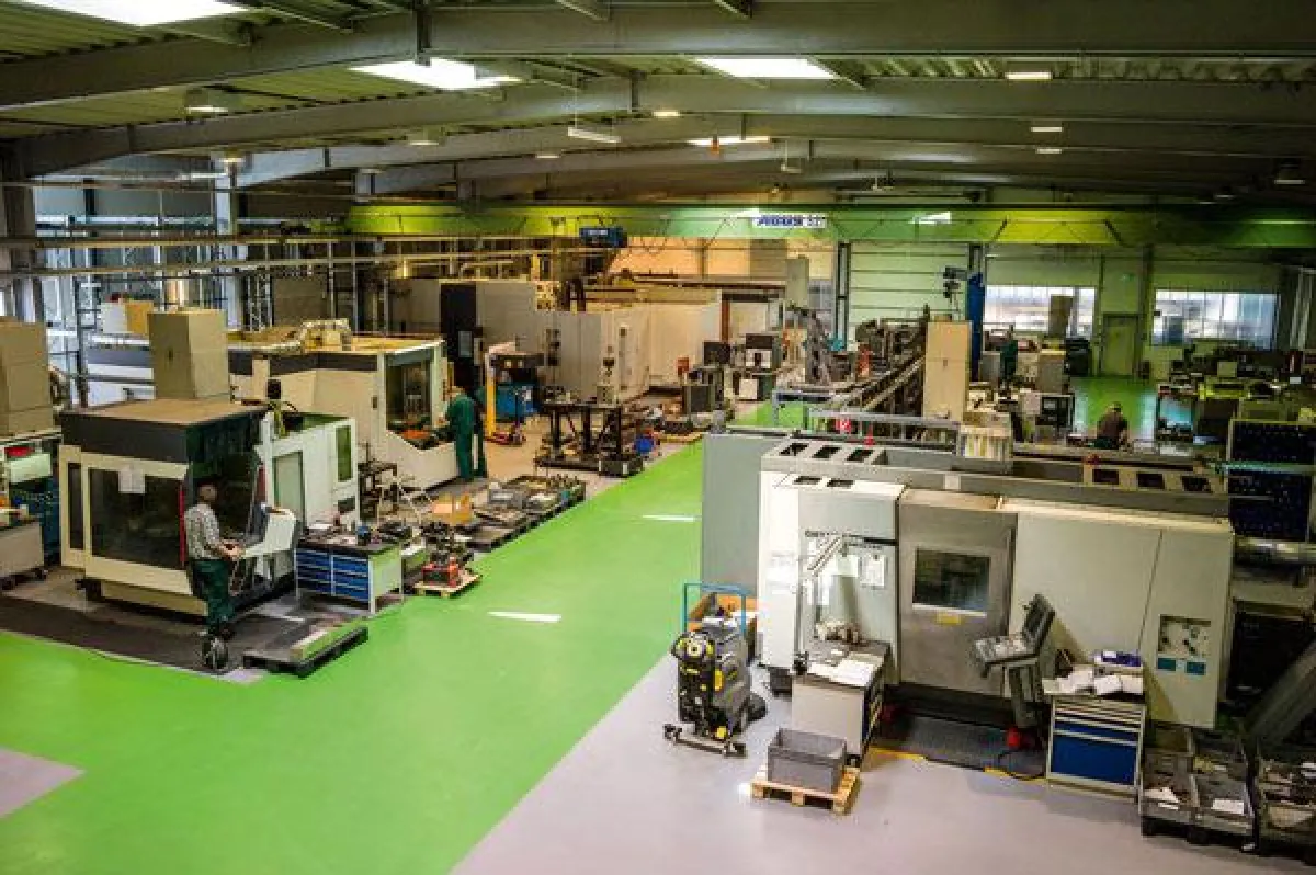 Am Stammsitz der KAMAT GmbH in Witten wird auch über Nacht produziert