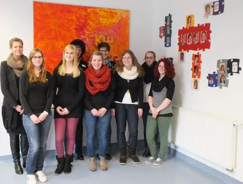 Bild: Das Märchen von Zwerg Nase - Studenten der Hochschule Fresenius sammeln Geld für Kinderhaus in Wiesbaden
