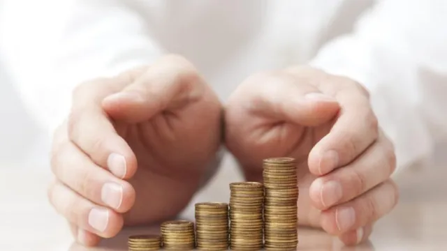 Bild: Kreditversicherungsmarkt: Deutliche Verbesserung, Börsenprognose bis 2025