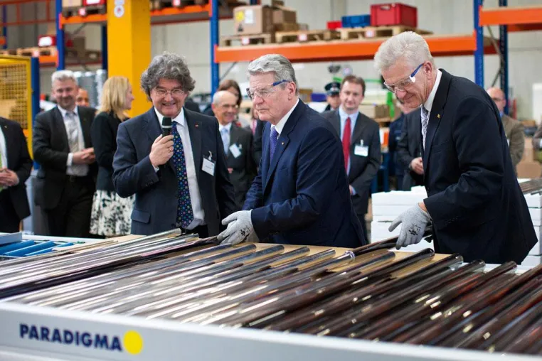 Die Zukunft im Blick: Bundespräsident Gauck bei der Ritter Gruppe Bild: Die Zukunft im Blick: Bundespräsident Gauck bei der Ritter Gruppe
