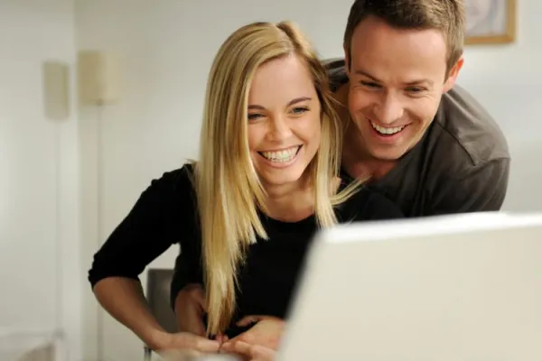 Bild: Internet und Tageszeitung bei Immobiliensuche am gefragtesten