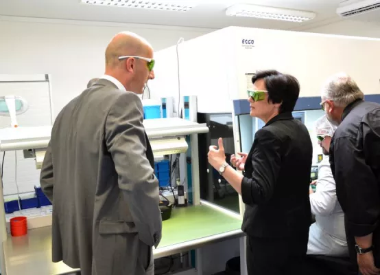Ministerpräsidentin Lieberknecht zu Besuch bei ACI Laser Bild: Ministerpräsidentin Lieberknecht zu Besuch bei ACI Laser