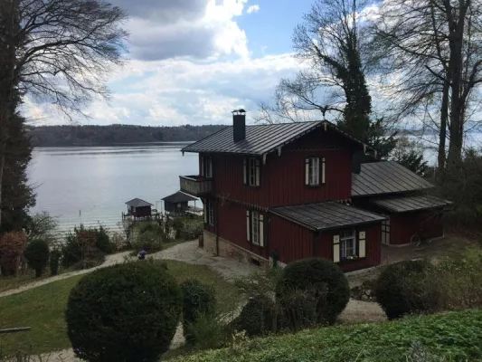 Bild: NEU: Villa am Starnberger See mit privatem Seegrundstück und Steg für Events aller Art!