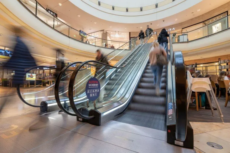 Neue Stores & keine Schließungen: Alstertal-Einkaufszentrum Hamburg bleibt attraktiver Shopping Hotspot Bild: Neue Stores & keine Schließungen: Alstertal-Einkaufszentrum Hamburg bleibt attraktiver Shopping Hotspot