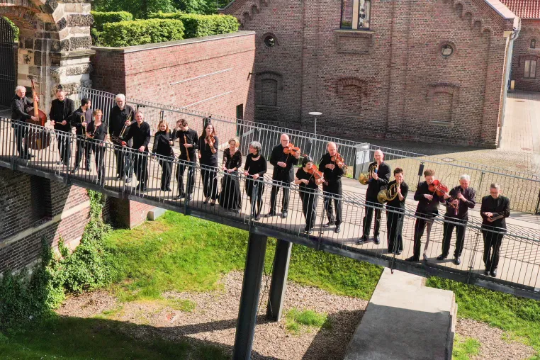 Erst die Arbeit-dann das Vergnügen Bild: Erst die Arbeit-dann das Vergnügen