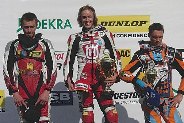 Bild: AUFTAKT SUPERMOTO IDM HUSQVARNA SIEGT AUF GANZER LINIE