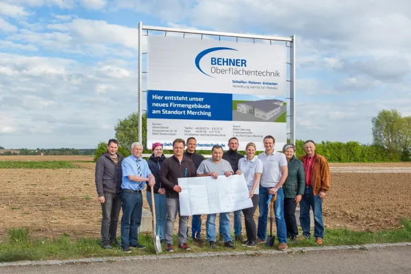 Bild: Behner Oberflächentechnik expandiert und feiert Spatenstich für neues Firmengebäude in Merching