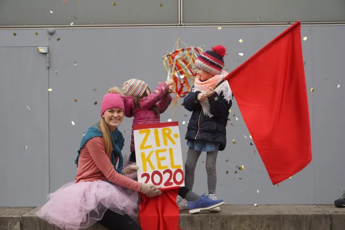 Kreativer Unsinn macht Sinn: ZIRKEL TV Bild: Kreativer Unsinn macht Sinn: ZIRKEL TV