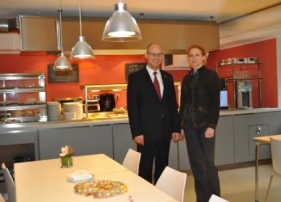 Bild: Neues Mitarbeiter-Restaurant und Lounge im Hotel Hessischer Hof eröffnet