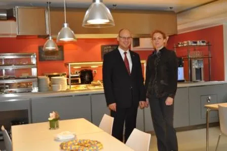 Bild: Neues Mitarbeiter-Restaurant und Lounge im Hotel Hessischer Hof eröffnet