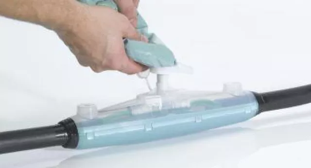 Gießharz-Verbindungsgarnituren für die Elektroinstallation Bild: Gießharz-Verbindungsgarnituren für die Elektroinstallation