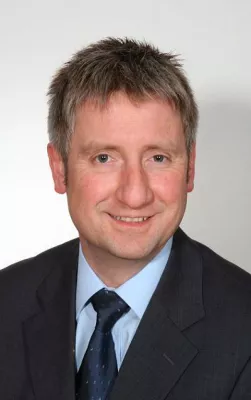 Neu: Masterstudiengang 'Ingenieurakustik' - Interview mit Prof. Stefan Sentpali Bild: Neu: Masterstudiengang 'Ingenieurakustik' - Interview mit Prof. Stefan Sentpali