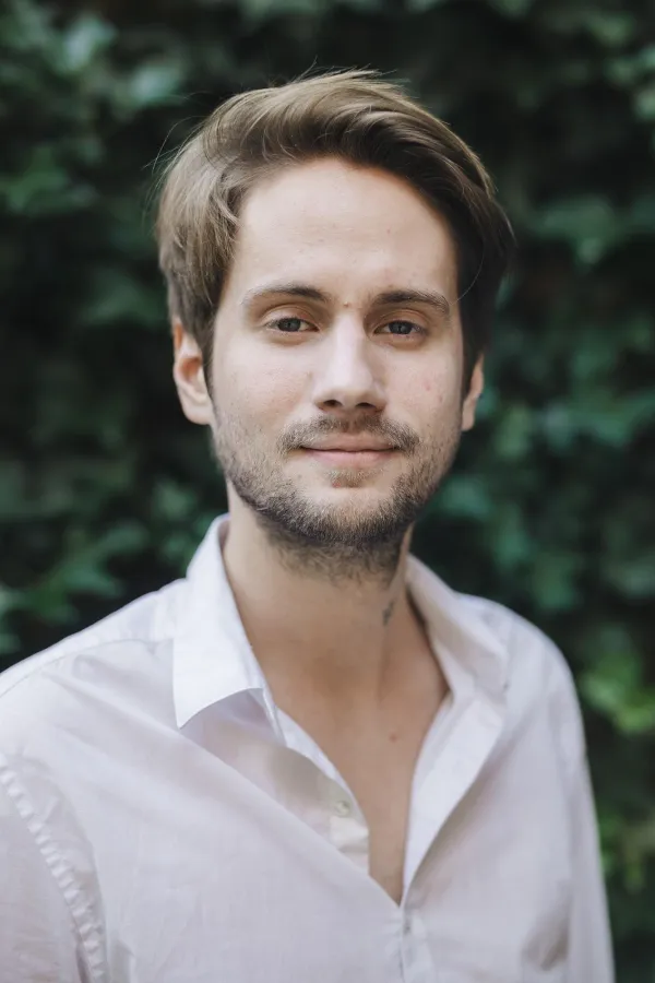 Torfin Hertwig übernimmt online Kurierdienst Packator.com