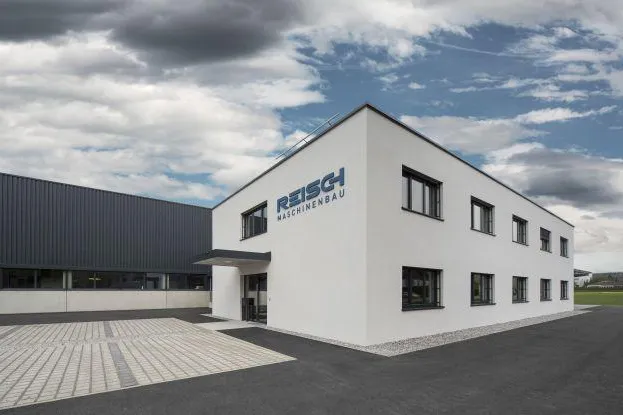 Bild: i+R errichtet Firmenzentrale für Reisch Maschinenbau